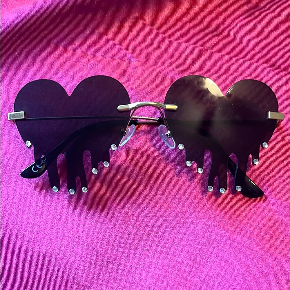 Heart-Shaped Drip Sunglasses with Rhinestones